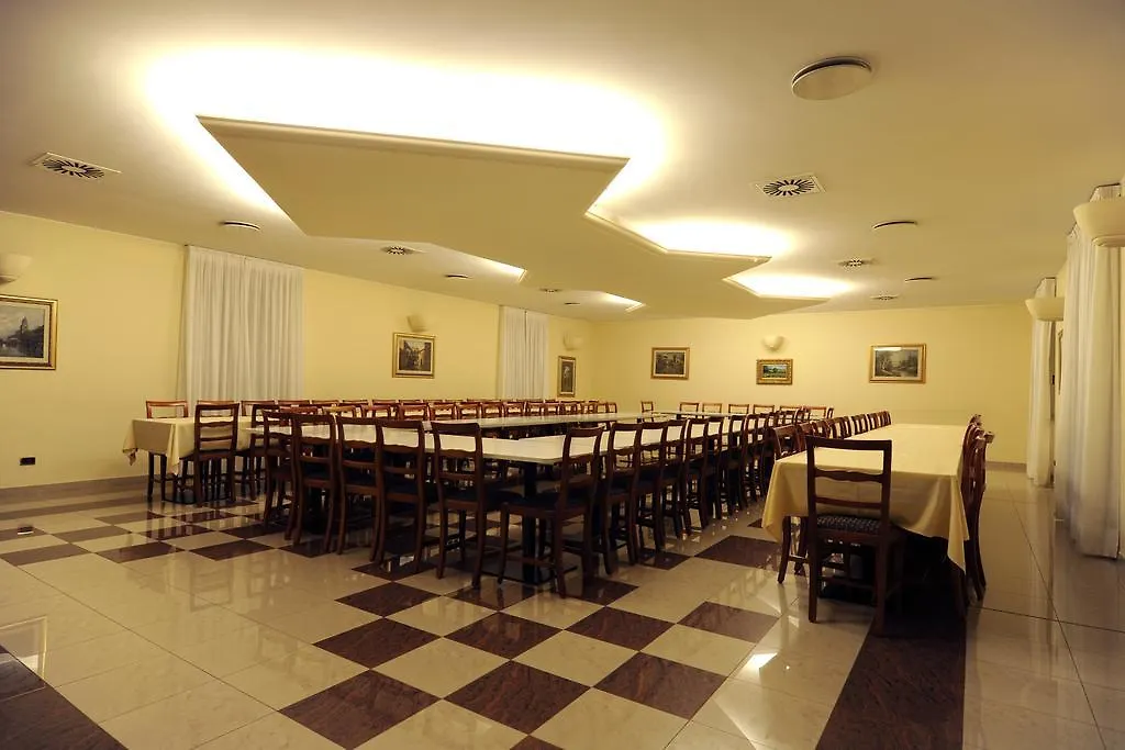 Hotel Albergo Ristorante Quadrifoglio Urgnano